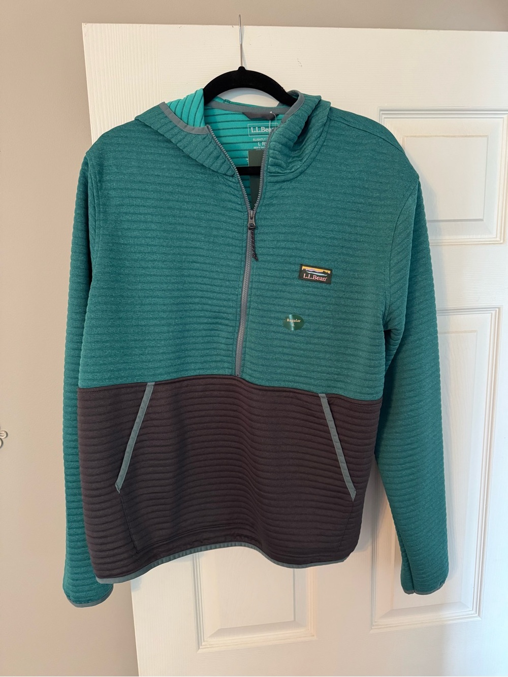 L.L. Bean Men's Teal Half-Zip Hooded Lightweight Jacket